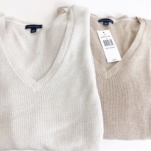 NWT Tommy Hilfiger metallic sweater v-neck set of 2 lot